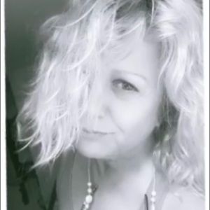 Meet your Posher, Colene